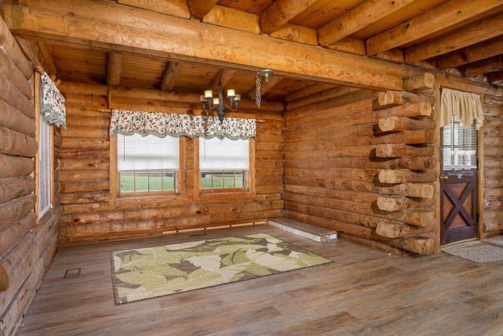 Log Cabin