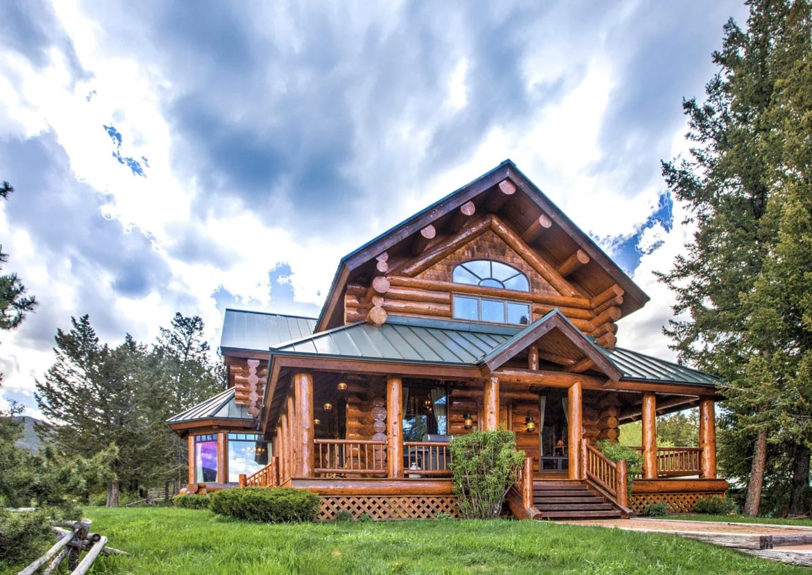 Jaw-Dropping 70-Acre Colorado Ranch — Take a Look Inside!