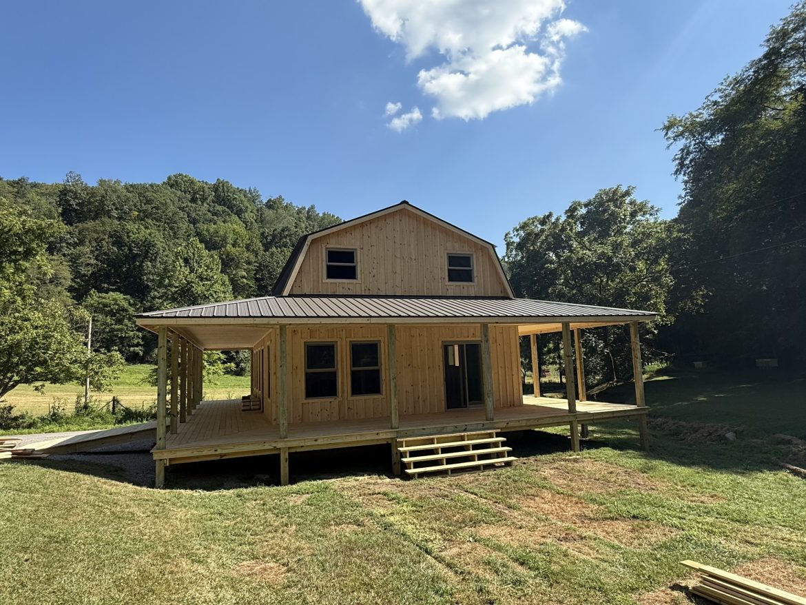 $64K Amish Gambrel Cabin Built in 7 Days