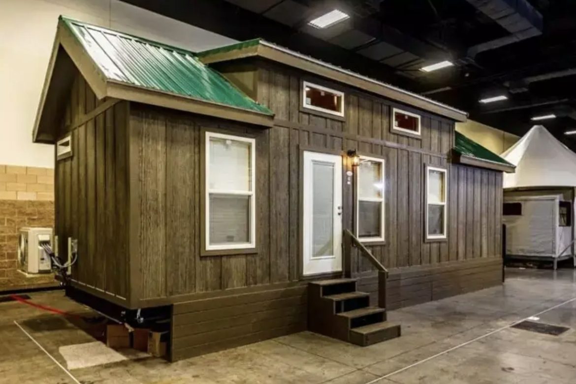 399-Sq.-Ft. Mountain Cabin Model with a Timeless Interior