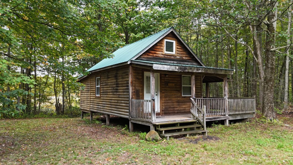 Rustic Cabin Retreat on 5 Acres